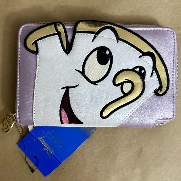 NWT Danielle Nicole Disney Mrs Potts Crossbody Shoulder Bag & Chip Wallet Bundle - Picture 9 of 16